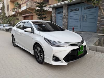 TOYOTA COROLLA GRANDE 2022 BLACK ROOM KARACHI REGISTERED