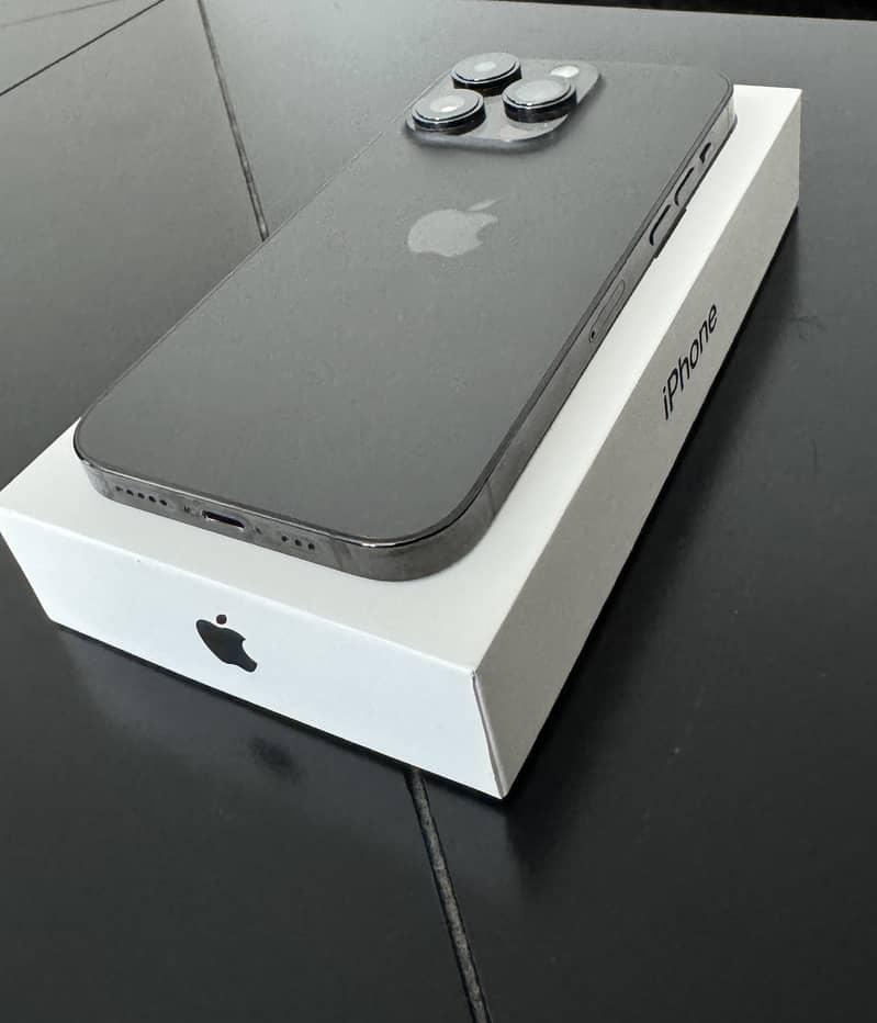 Apple iPhone 14 Pro 1