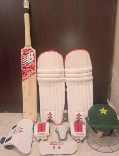 "Used Cricket Kit Set - Bat, Pad, Gloves, Helmet & Bag(Good Condition)