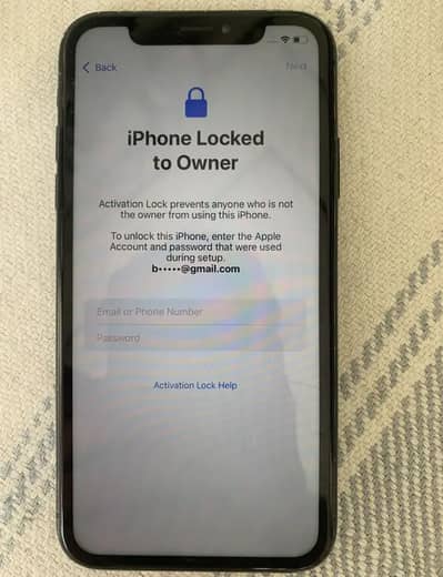 iPhone XR locked