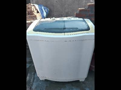 HOMAGE ELITE WASHING MACHINE AND DRYER