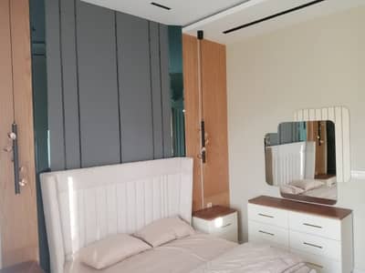 Prime Location 950 Square Feet Flat In Amil Colony Is Best Option