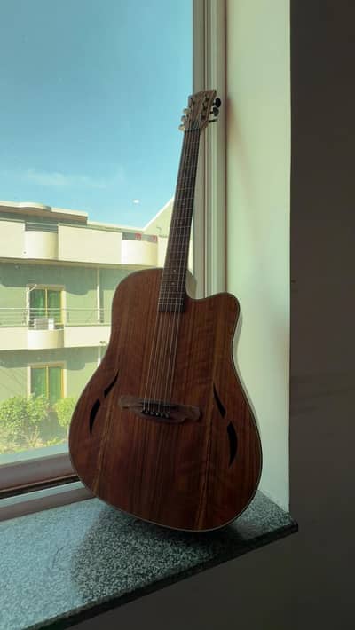 SQOE semi Acoustic Guitar – Like New Condition – Great Sound”