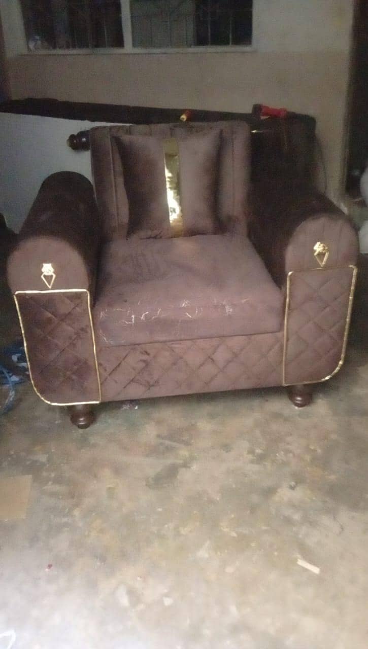 Bilal sofa maker 1