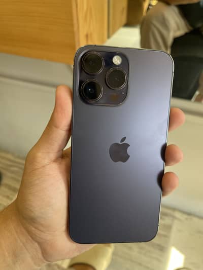 14 pro max Factory unlocked 4month sim time