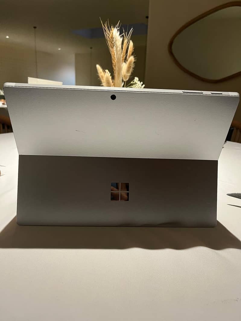 Microsoft surface pro 4 6