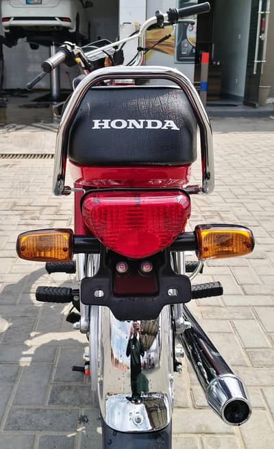 Honda CD70 Fresh Condition | 230 KM Driven | Number Applied