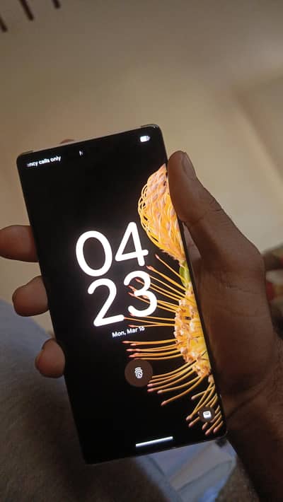 DSLR sy bhi acha camera  is mbl me 