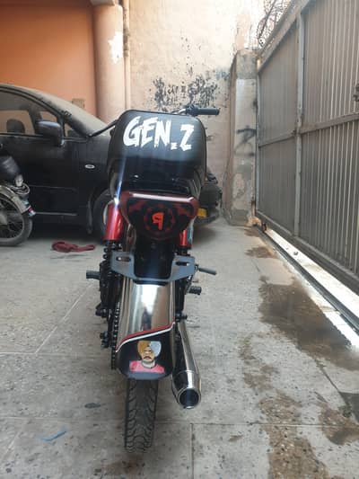 hero RF 70 . . . . . all okay bike hn . . . . . engine pr silver color hua va . .