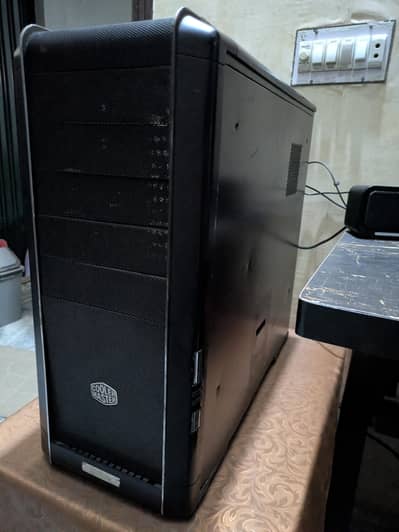 High-Performance Custom PC with RTX 2060 Ideal for Gaming