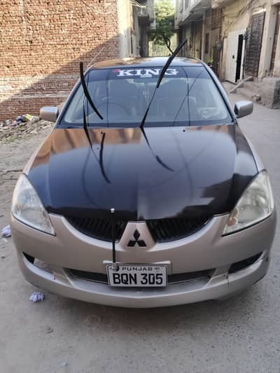 Mitsubishi lancer 2004 GLX 1.3 Manual Transmission