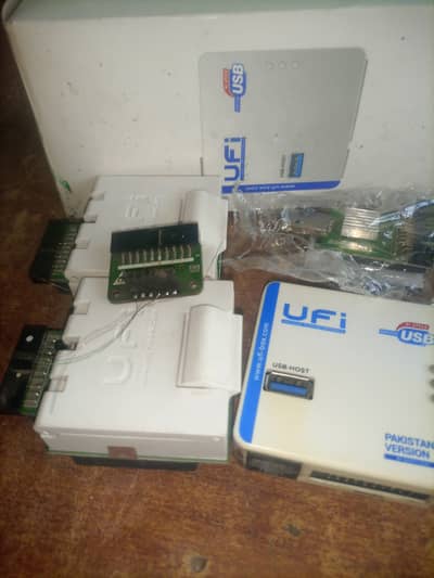 Ufi box 221 fbga USB connector isp connector 153fbgap 168fbga