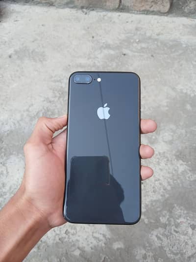 i phone 8 plus for sale Rs20000