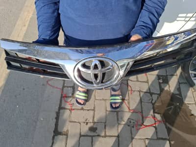 Front Grill Genuine Special edition 1.6 Altis X