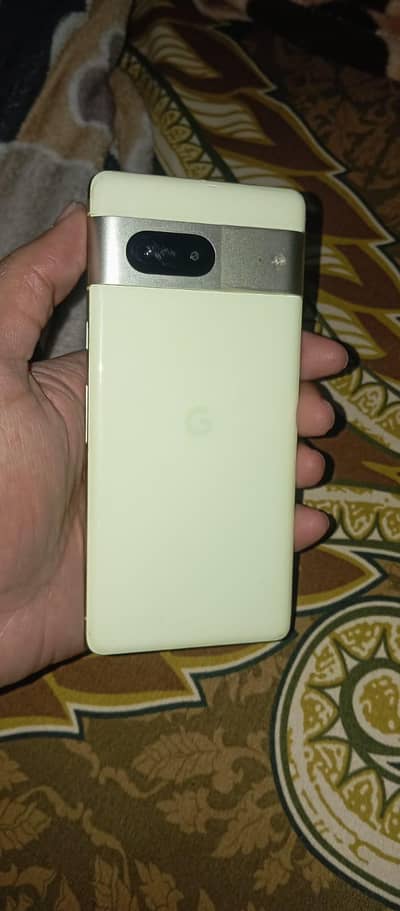 Pixel 7 10/10 condition