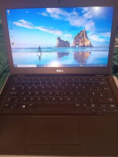 Dell i3 7th Generation Latitude-5280 with original charger