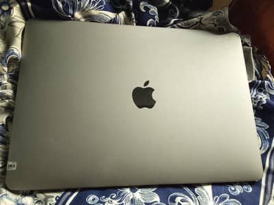 MacBook pro M1