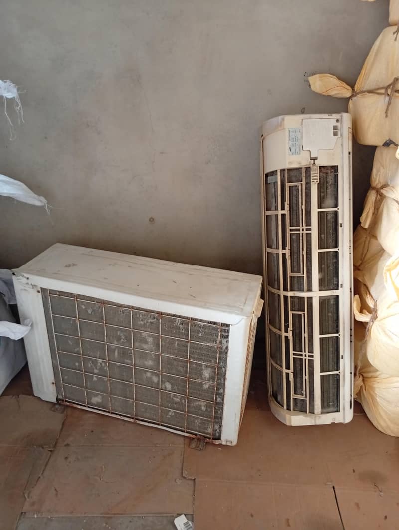 used split Ac 1