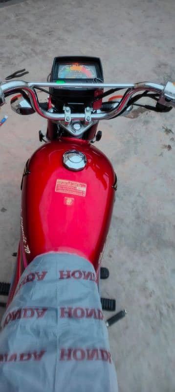 Honda CD70 bike