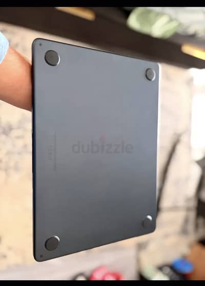 Apple MacBook Air M2 Top spec like new midnight