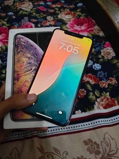 iphone XsMax DUAL PTA argent sale