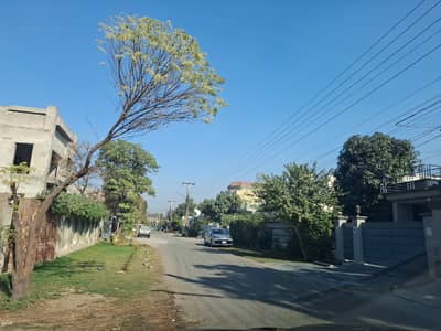 1-kanal Best Location For Builders Near Park Mosque Market Plot For Sale