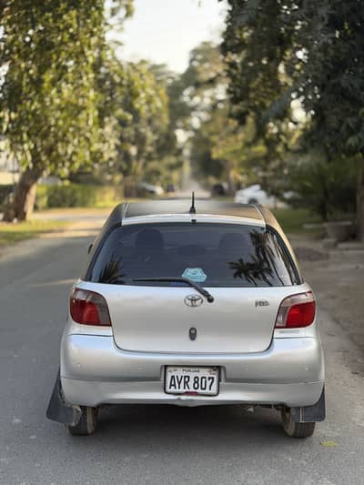 Toyota vitz 2 door
