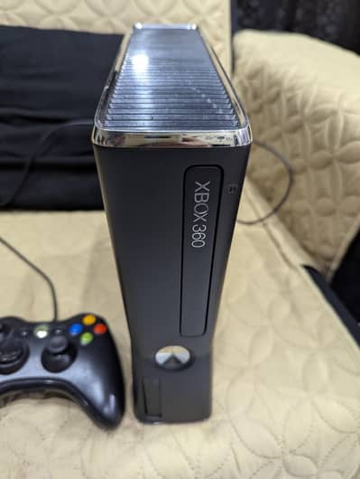 Xbox 360 Just 500Gb with Box
