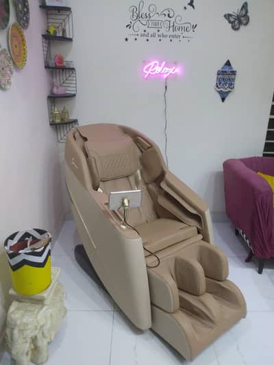 Sereno Massage Chair / Massager / Recliner / Electric massager