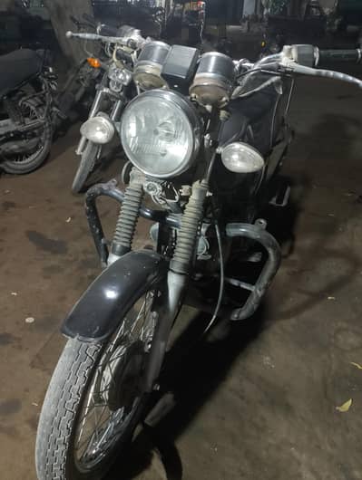 Suzuki GS 150, 2013 Model