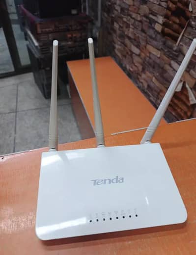 Tenda f3 triple Antina Router