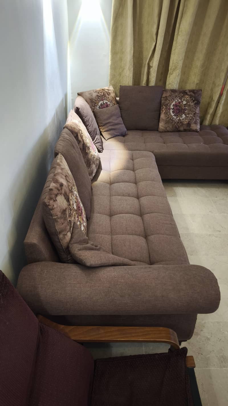 L Shape / Corner Sofa 1