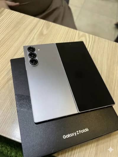 Samsung Galaxy Z Fold 6