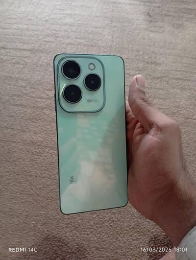 Infinix hot 40 in lush condition 9/10