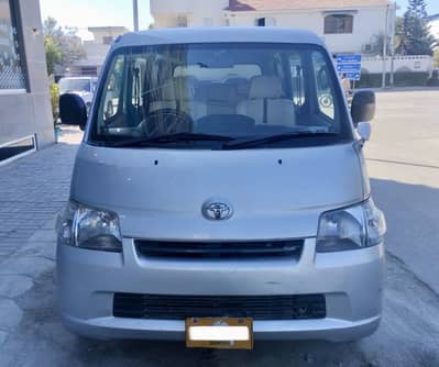 Toyota Townace Van 09/ 2014 Automatic btr thn every hijet hiroof hiace