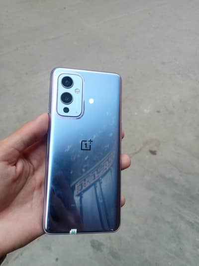 OnePlus 9 5g 90fps Good condition  Urgent Sale