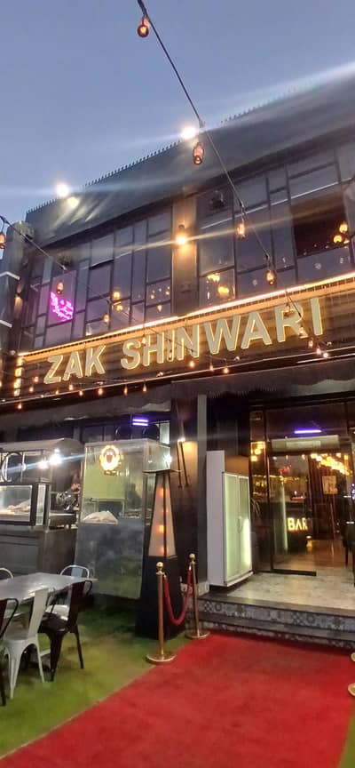 Waiters, Dishwashers and cleaners