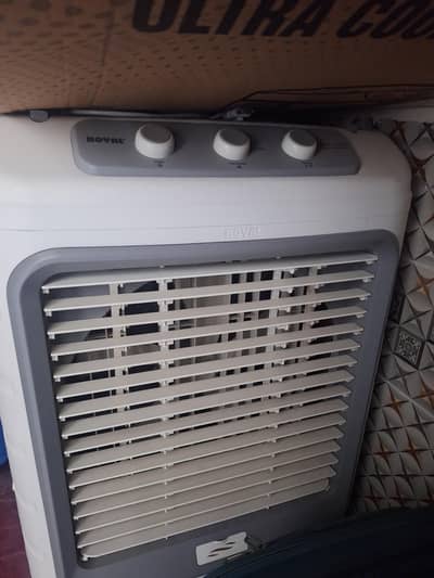 6 ice box room cooler in good condition for sale