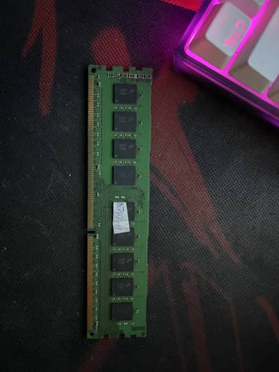 Micron 8 GB DDR3 Ram