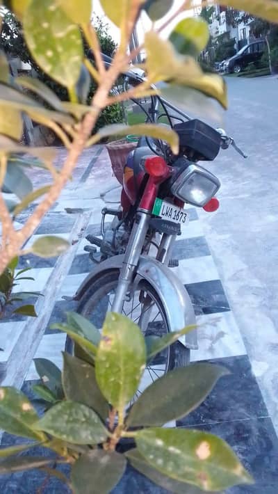 HONDA CD 70 FOR URGENT SALE IN GOOD CONDITION