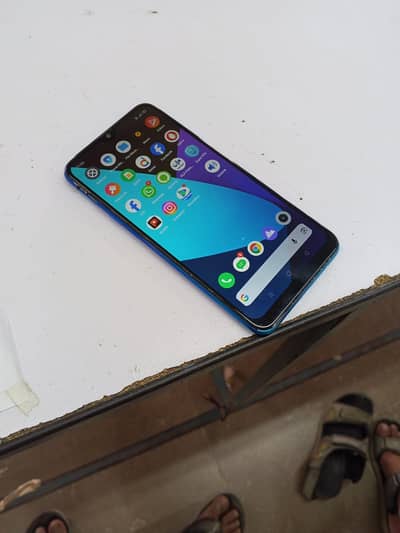 realme 3 4gb 64gb urgent sell 03183217803