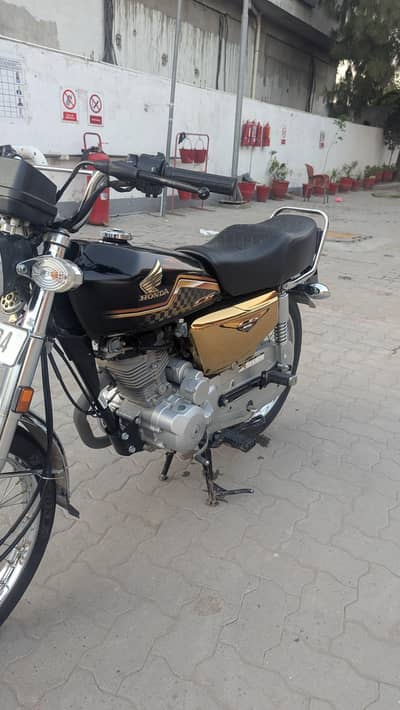 CG 125 special edition