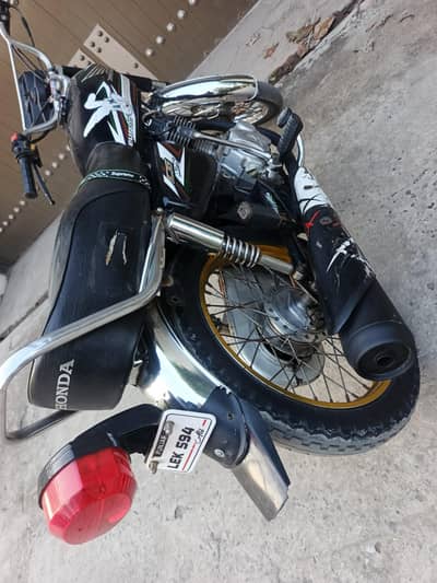 HONDA 125 model 2012 full Honda sound mein hai