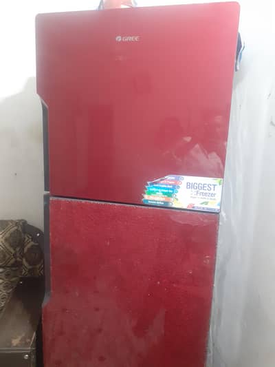 Gree dubble door jumbo size fridge for sale