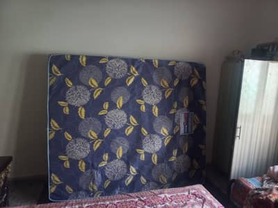 Mattress 6inch medicated new