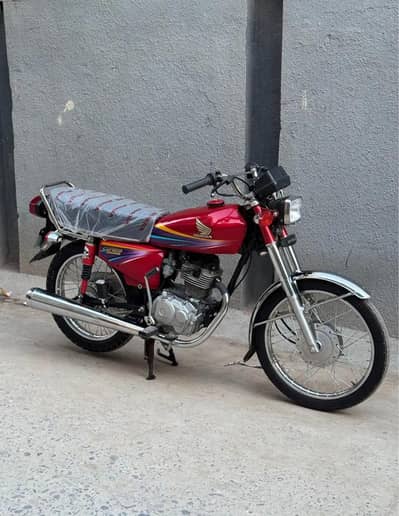 Honda CG125 Bike with dacument clear