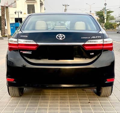 SALE TOYOTA ALTIS 1.6