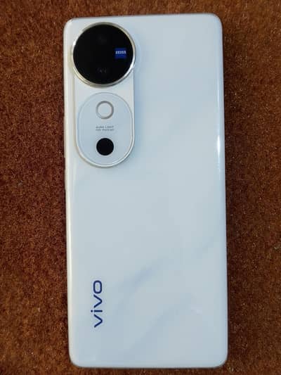 Vivo v40