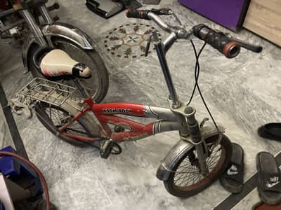 Cycle for 10 to 12 years old kids or tennager made of iron