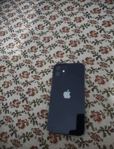 iPhone 12 64GB JV Black – 10/10 Condition